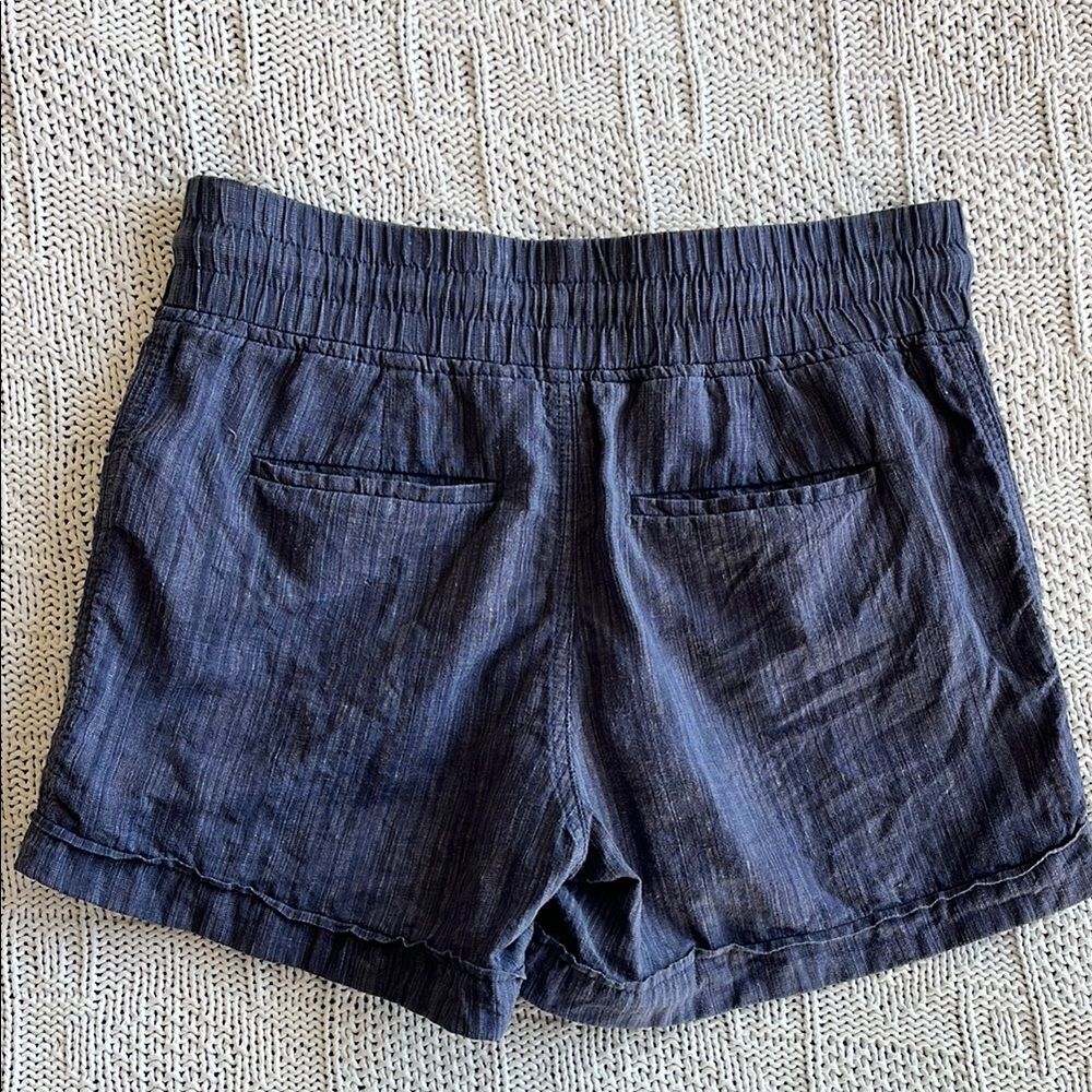 Athleta Cabo Linen 4" Short Women's Sz 4 Chambray Blue - Picture 9 of 10